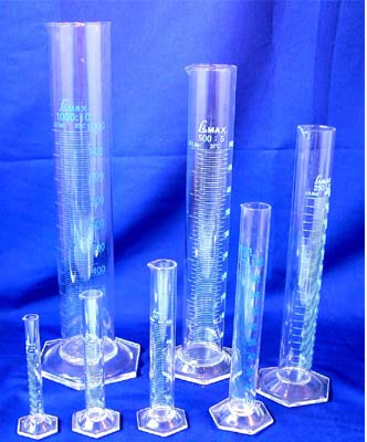 Glass measuring cylinder 100ml, hexagonal base, blue graduation